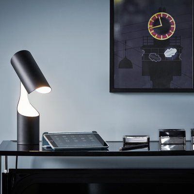 leklint353_mutatio_table_lamp_lifestyle2-1.png